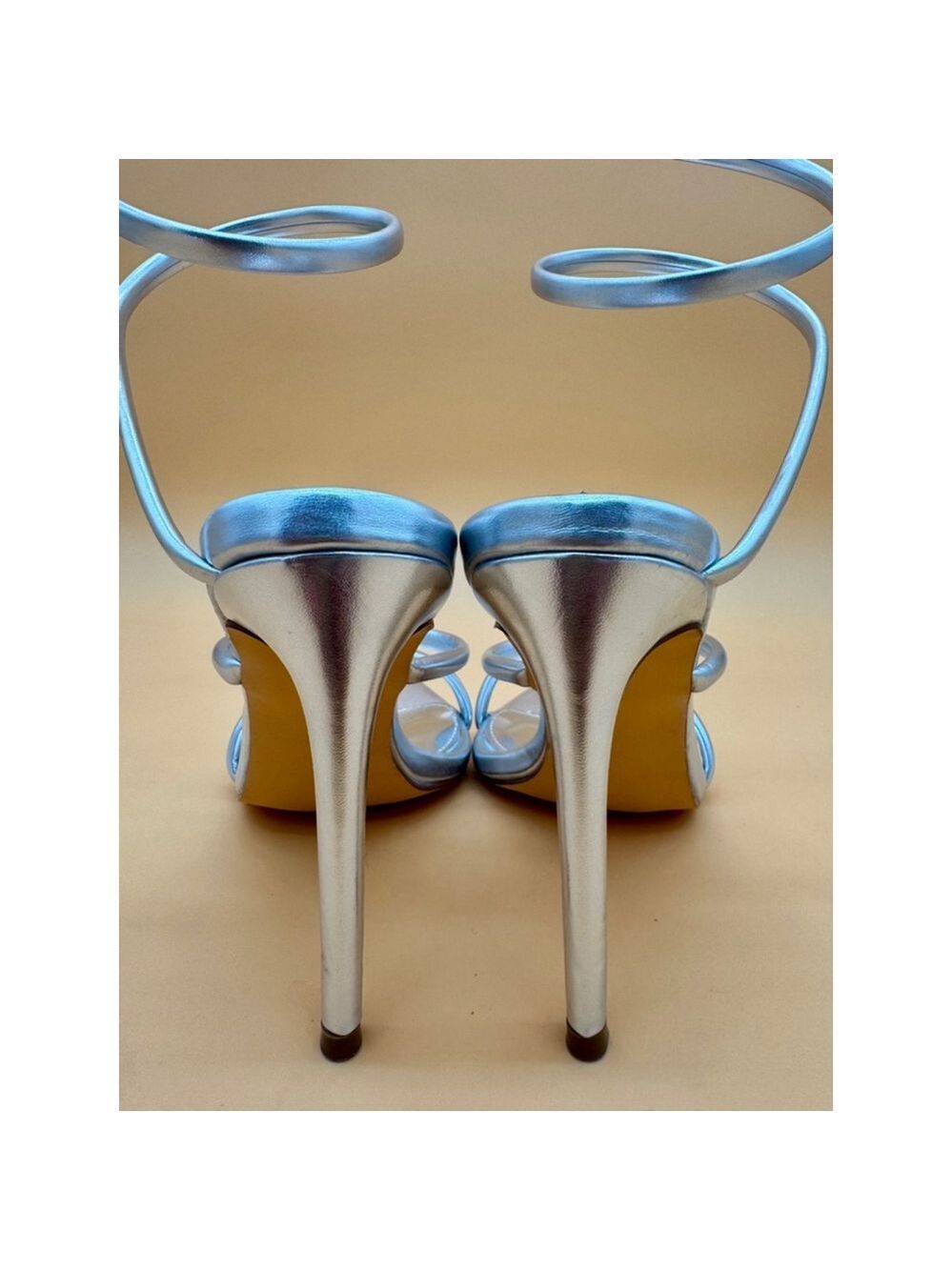 NEW Liliana Miss Lola Silver Spiral Pointed Toe Ankle Heels Size 8 - Picture 5 of 7